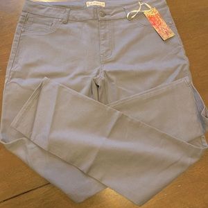 NWT d.jeans gray women’s size 16